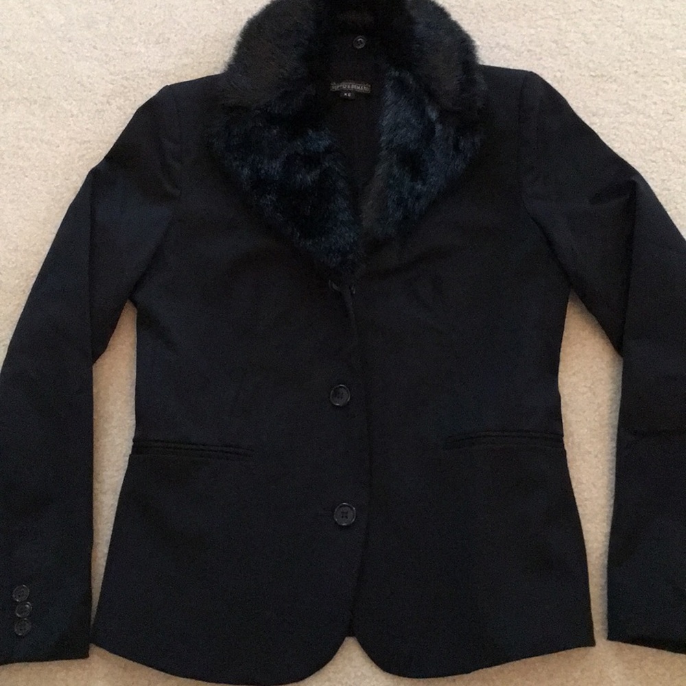 Black jacket with removable faux fur collar